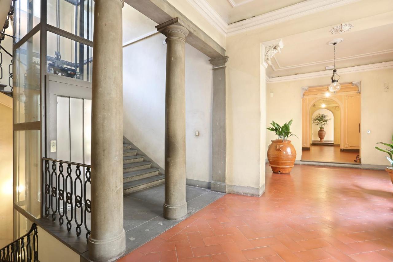 Apt. Perla - Pauline Suites, Palazzo Borghese 佛罗伦萨 外观 照片